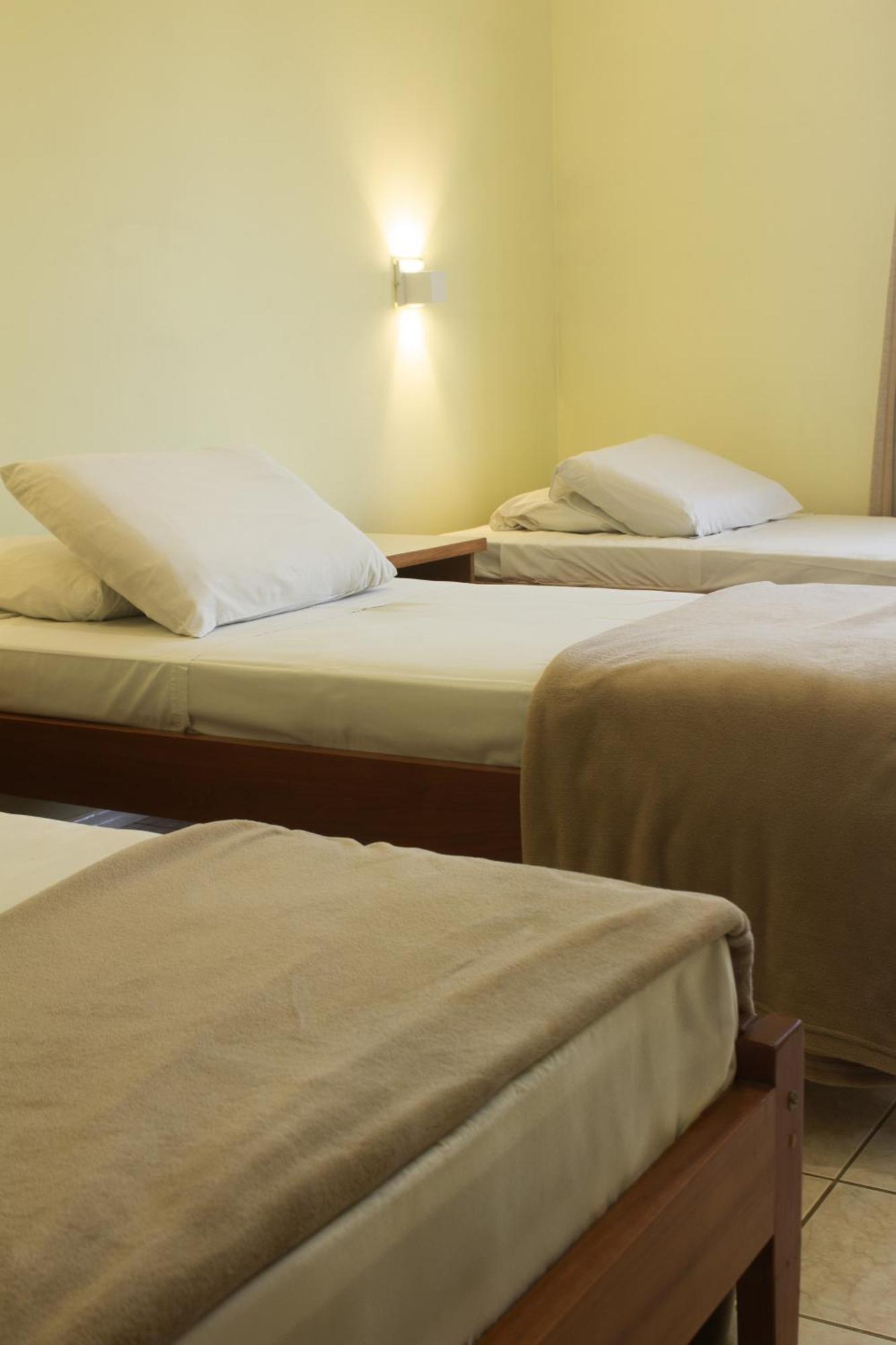 Hotel Cavera Alegrete Eksteriør bilde